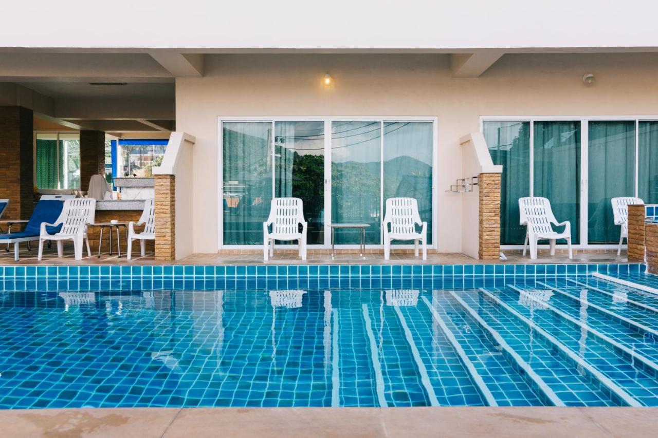 Kata Sun Beach Hotel Екстериор снимка
